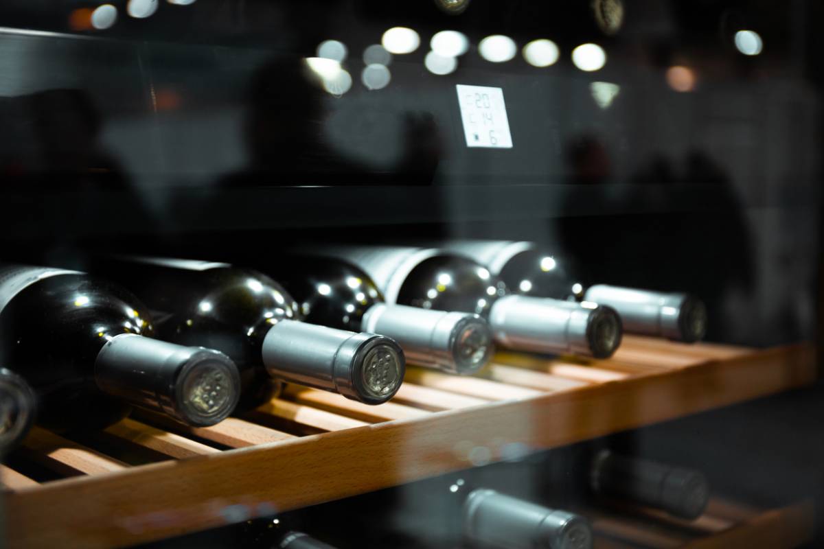 Les avantages des caves à vin de vieillissement pour vos précieuses bouteilles